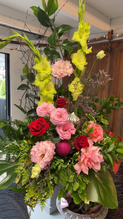 Christmas Arrangement - A stunning piece to elevate Christmas. Easy-Care and sure to impress. Can be made into specific colours just let us know in the special instructions