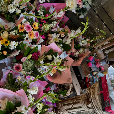 Valentine’s Florist Choice Flowers - Let the experts work their magic with a unique Valentine’s Day gift wrap.